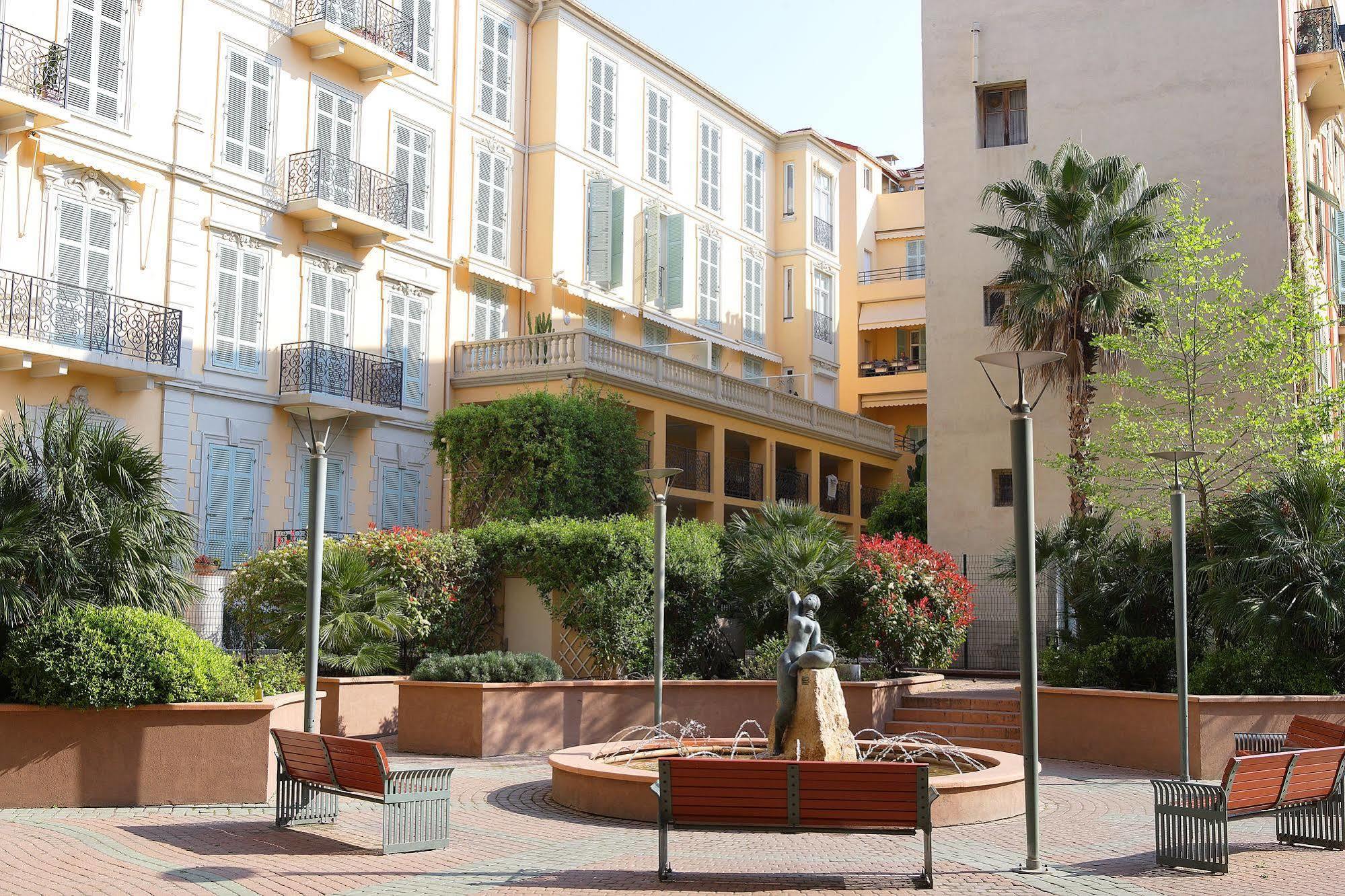 Residence Pierre & Vacances Les Rivages Du Parc Menton Exterior foto